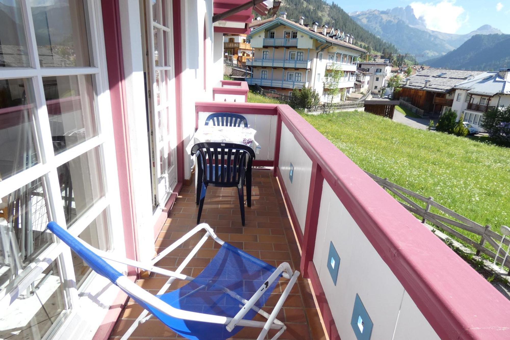 Apartamento Casa Azzurra Pozza di Fassa Exterior foto