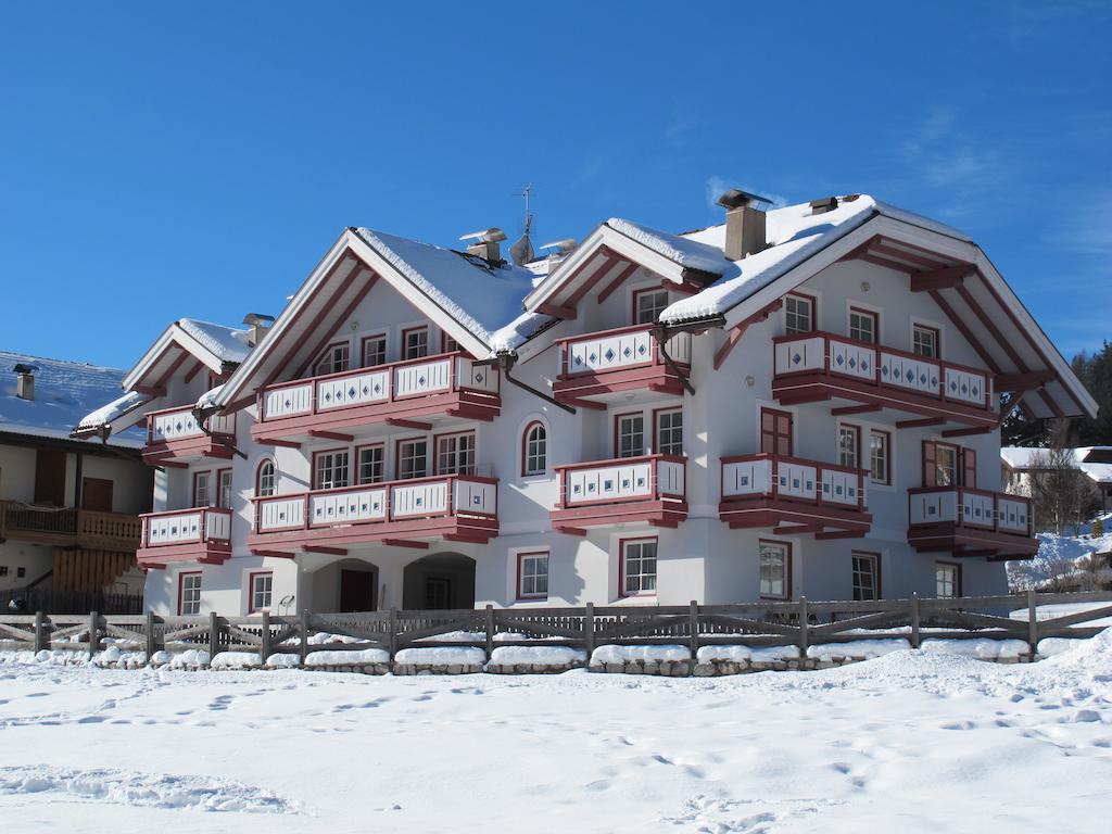 Apartamento Casa Azzurra Pozza di Fassa Exterior foto